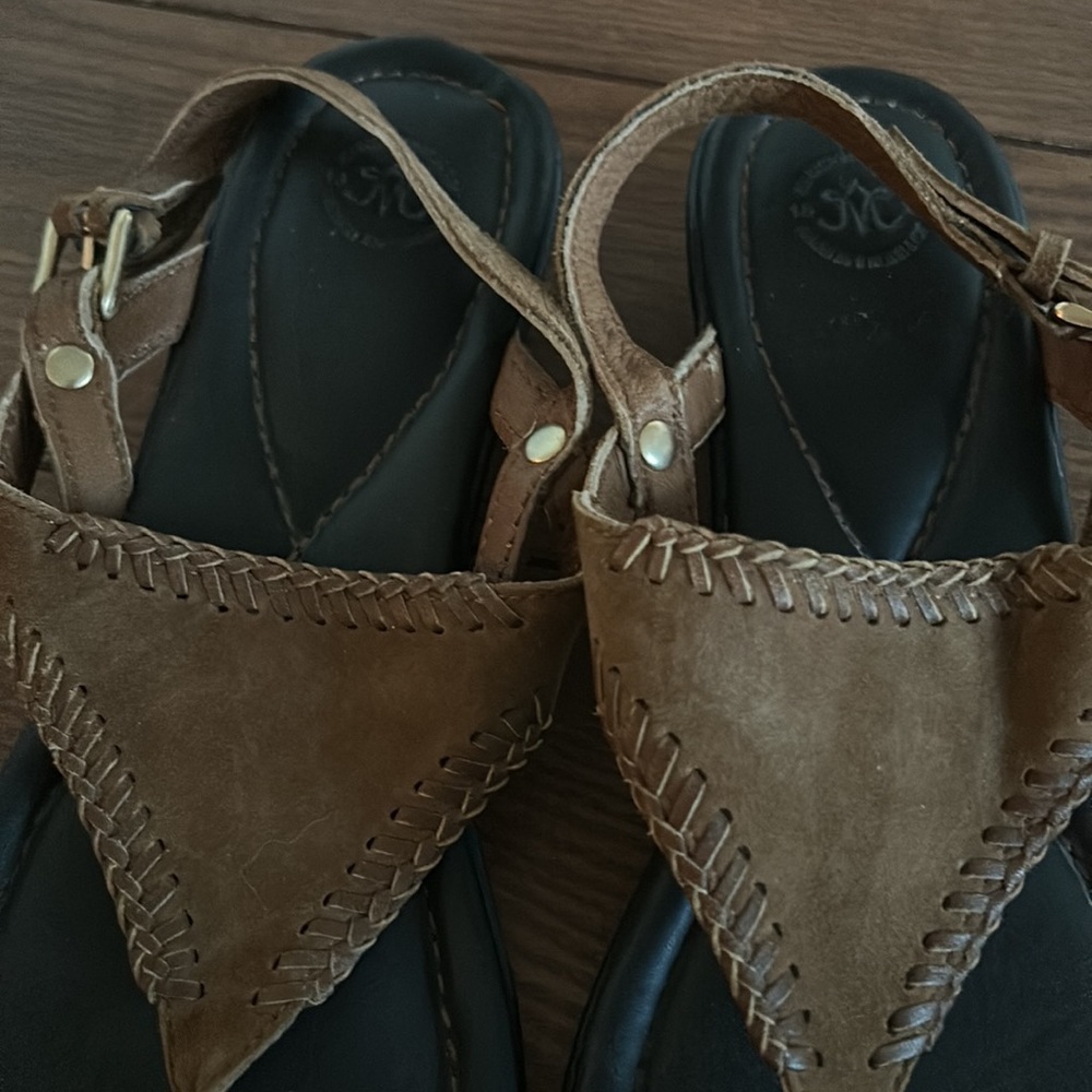 Johnston & Murphy sandals - Picture 2 of 10